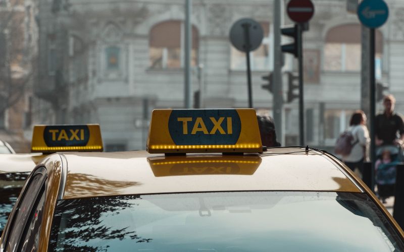 Yellow Cabs Over Ride-Sharing