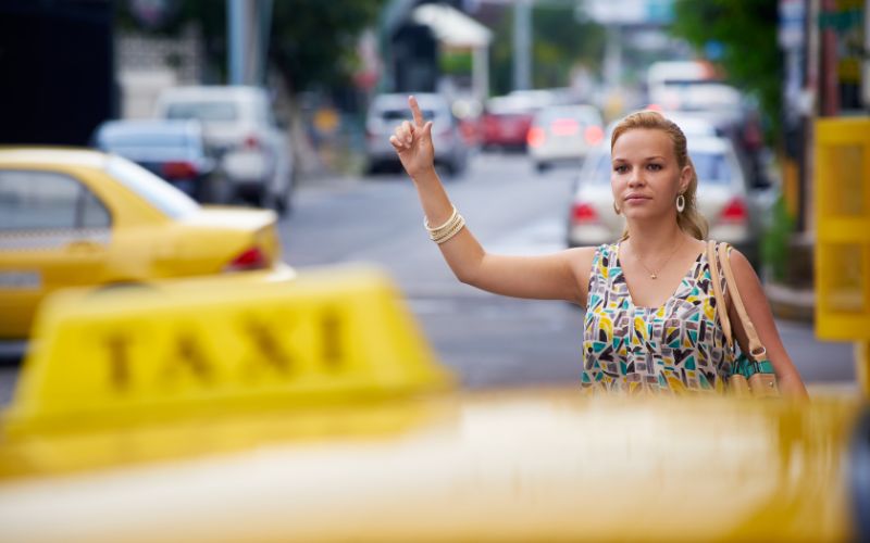 Farnham Taxi Booking Guide
